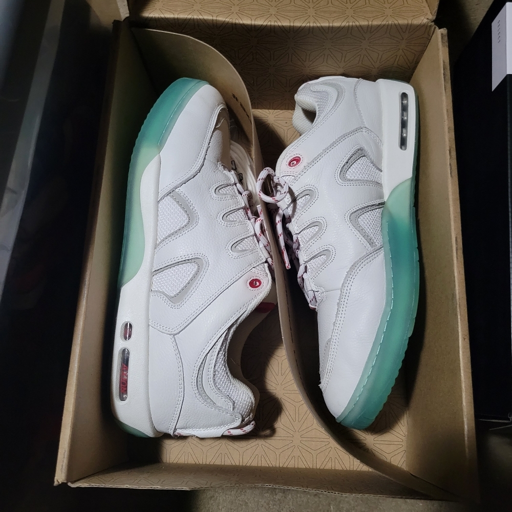 Axion Footwear official size 12
